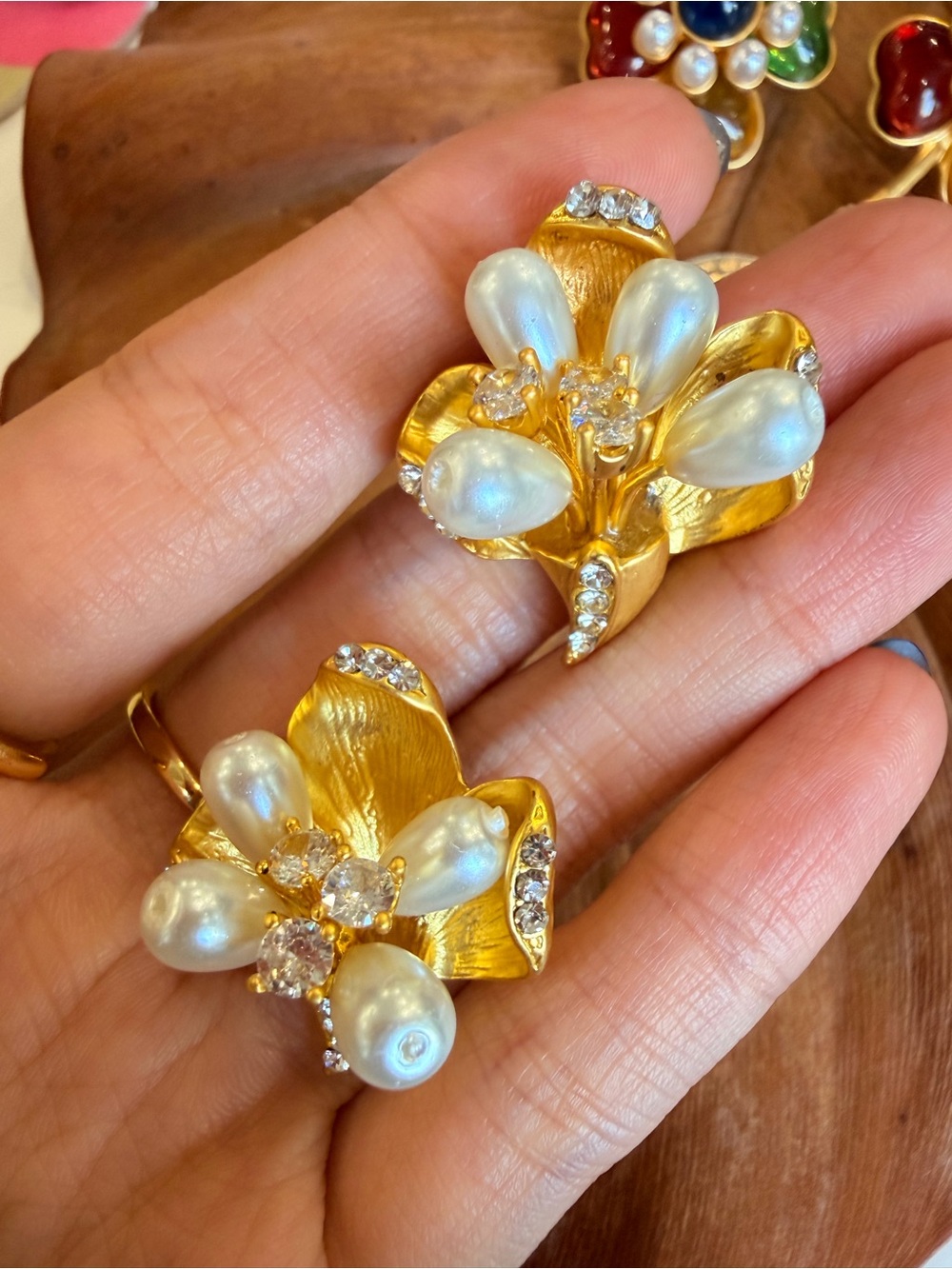 Gold Pearl Floral Drop Earrings - Elegant White Pearls